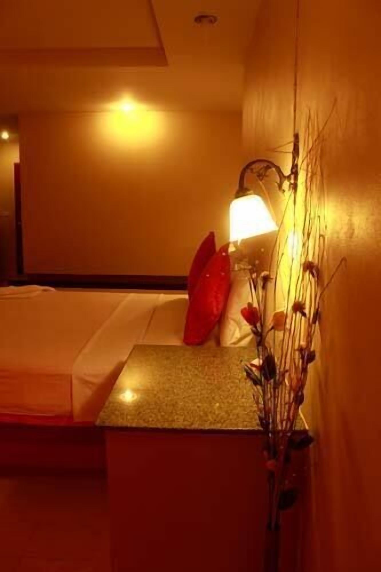 Sp House Phuket Hotel Kata Beach  Exterior foto